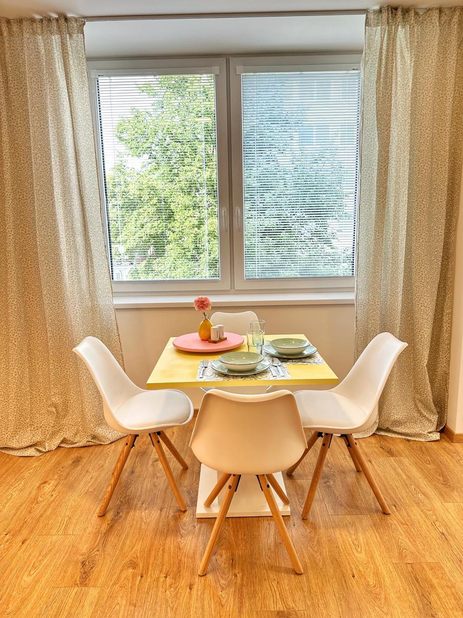 City Apartment I Тренчин Экстерьер фото