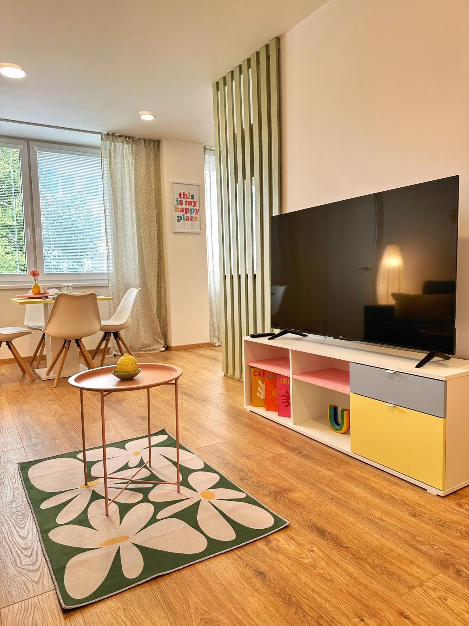 City Apartment I Тренчин Экстерьер фото